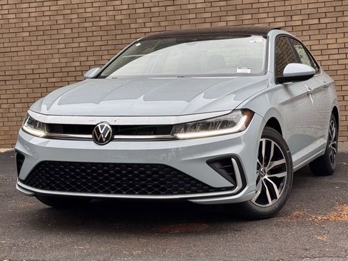 New 2025 Volkswagen Jetta SE image 28