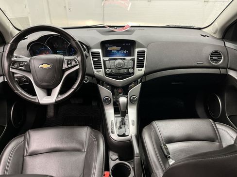 Used 2016 Chevrolet Cruze LTZ w/ Sun, Sound and Sport Package FWD image 4