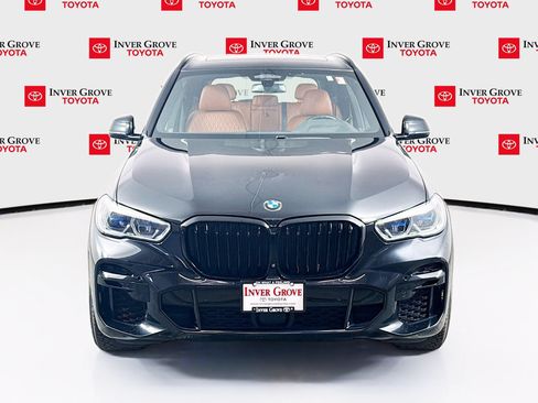 Used 2022 BMW X5 xDrive40i w/ M Sport Package AWD/4WD image 2