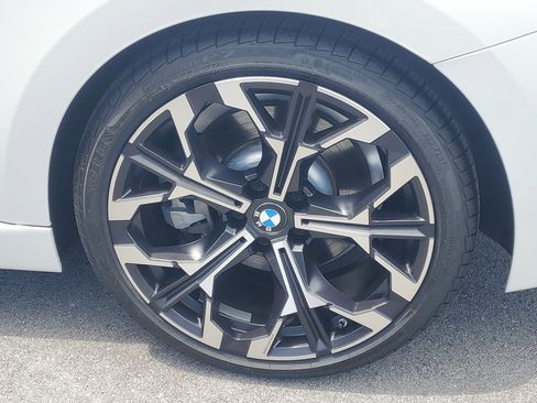 Used 2025 BMW 230i Coupe w/ M Sport Package RWD image 4