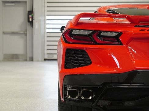 Used 2020 Chevrolet Corvette Stingray Preferred Cpe w/ 2LT Preferred Equipment Group image 11