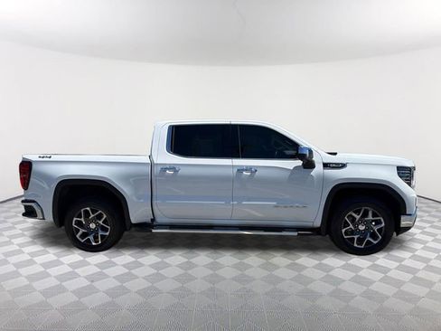 Used 2025 GMC Sierra 1500 SLT w/ SLT Premium Package AWD/4WD image 4