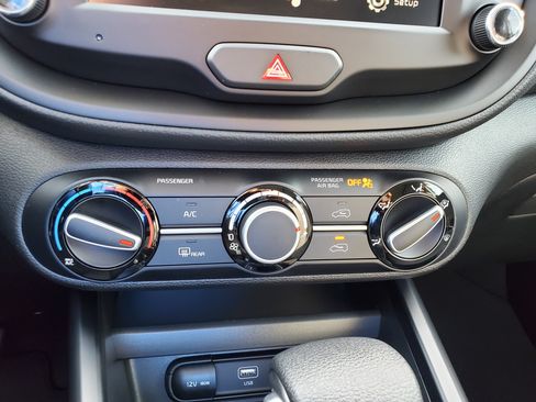 New 2025 Kia Soul LX image 20