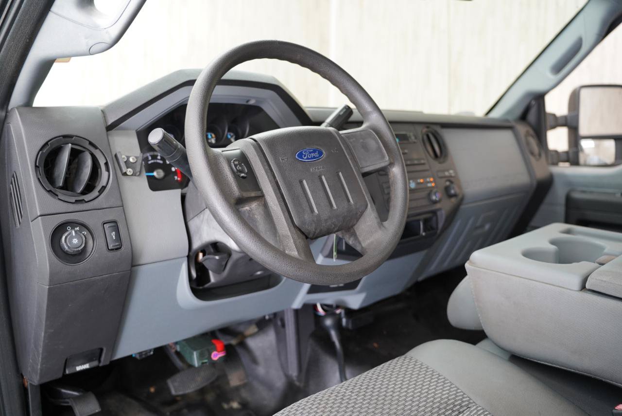 Used 2014 Ford F250 XL w/ Power Equipment Group AWD/4WD image 11