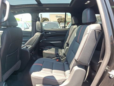 Certified 2024 Chevrolet Traverse RS AWD/4WD image 10