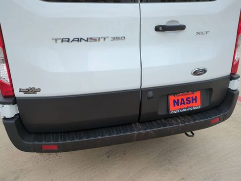 Used 2023 Ford Transit 350 XLT image 30