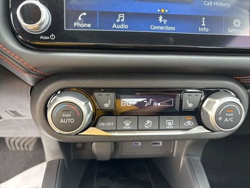 New 2025 Nissan Versa SR image 17