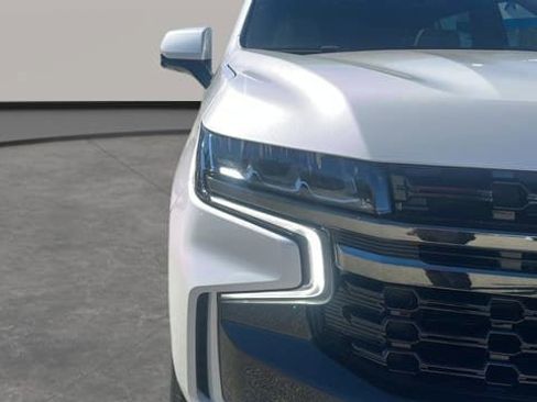 Used 2021 Chevrolet Suburban Z71 w/ Luxury Package image 48