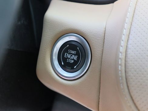 Certified 2021 Chevrolet Suburban Premier w/ Max Trailering Package image 19