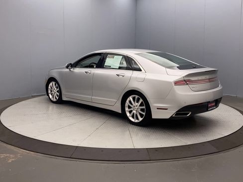 Used 2016 Lincoln MKZ Hybrid w/ Equipment Group 600A Reserve FWD image 3