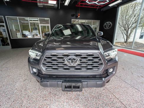 Used 2021 Toyota Tacoma TRD Off-Road w/ TRD Premium Off Road Package image 6