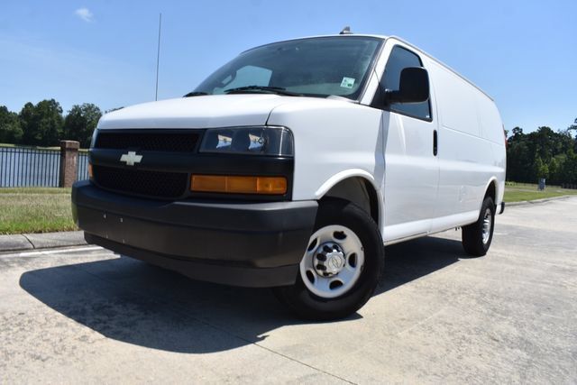 Used 2021 Chevrolet Express 2500 w/ Driver Convenience Package RWD image 5