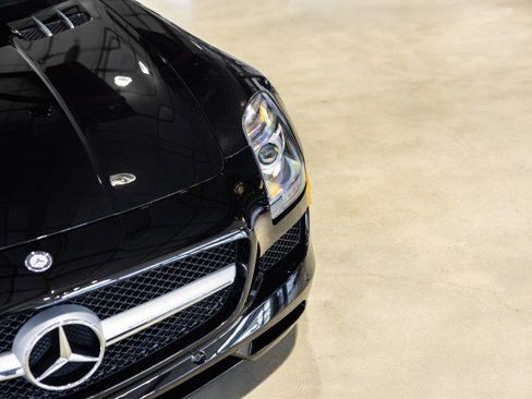 Used 2012 Mercedes-Benz SLS AMG Coupe image 13