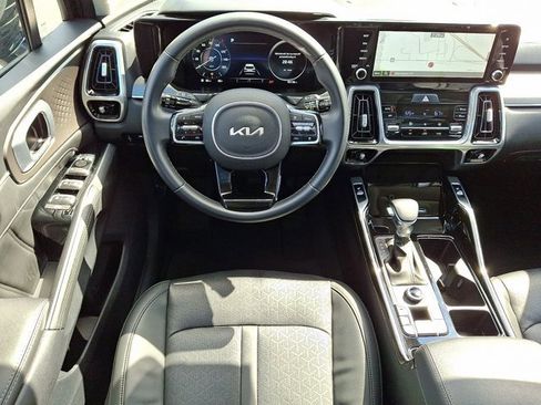 Used 2023 Kia Sorento SX image 14