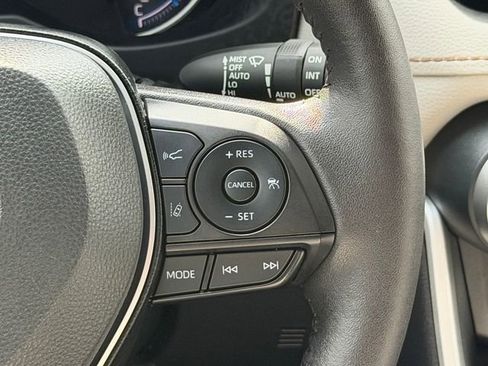 Certified 2025 Toyota RAV4 XLE w/ Convenience Package AWD/4WD image 28