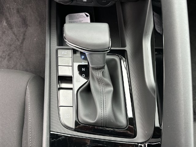 New 2026 Hyundai Elantra SEL FWD image 34
