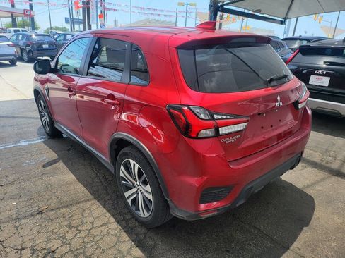 Used 2025 Mitsubishi Outlander Sport SE AWD/4WD image 9