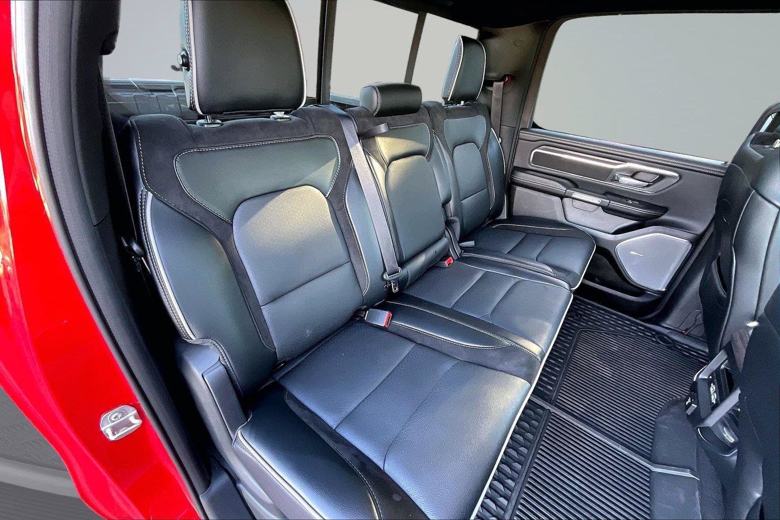 Used 2025 RAM 1500 Laramie w/ Night Edition AWD/4WD image 27