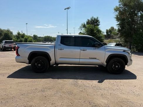 Used 2024 Toyota Tundra Limited AWD/4WD image 6