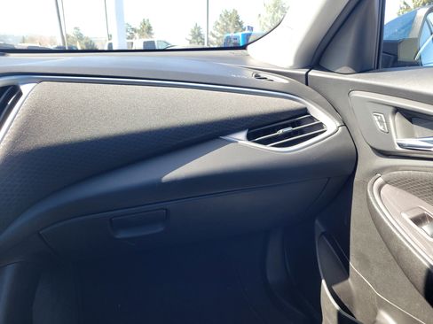 Used 2022 Chevrolet Malibu LT image 23