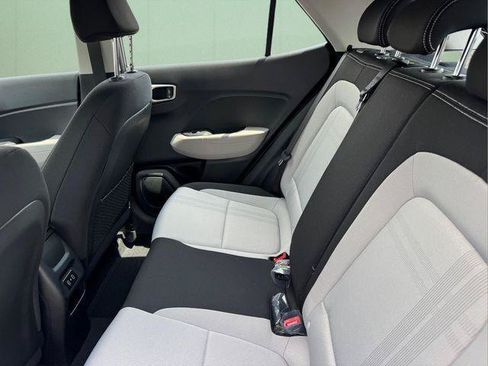 New 2026 Hyundai Venue SEL FWD image 10