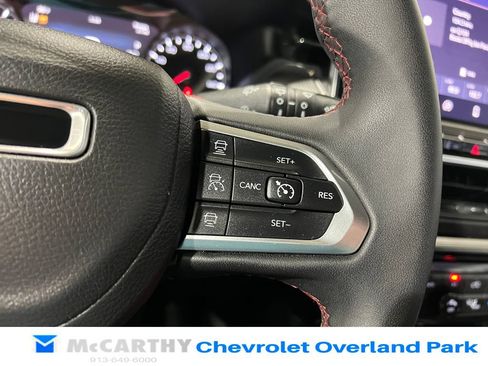Used 2025 Jeep Compass Trailhawk AWD/4WD image 15
