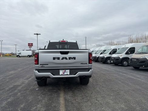 New 2026 RAM 1500 Big Horn AWD/4WD image 4
