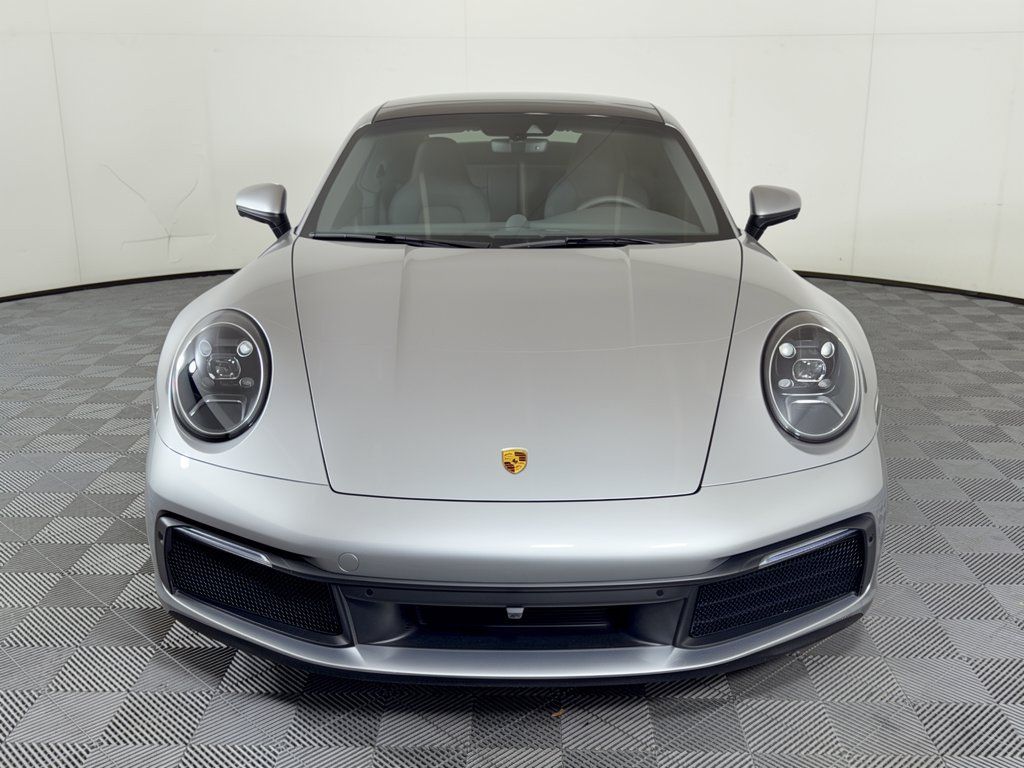 Certified 2024 Porsche 911 Carrera 4 AWD/4WD image 7