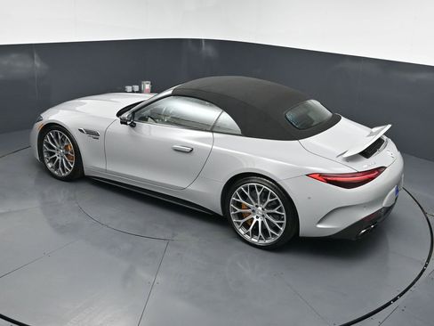 Used 2022 Mercedes-Benz SL 63 AMG 4MATIC image 16