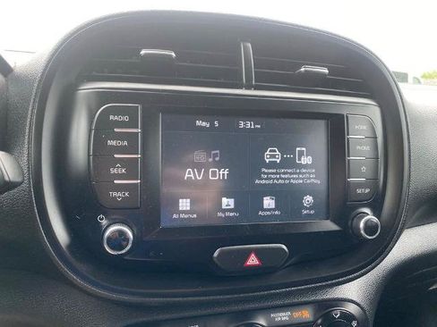 Used 2021 Kia Soul LX FWD image 19