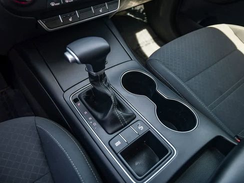 Used 2019 Kia Sorento S FWD image 20