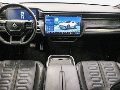 Used 2023 Rivian R1S Adventure AWD/4WD image 14