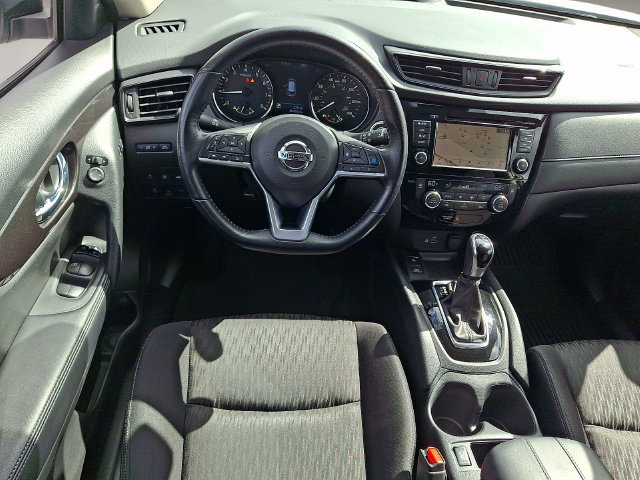 Used 2020 Nissan Rogue SV w/ Premium Package AWD/4WD image 11