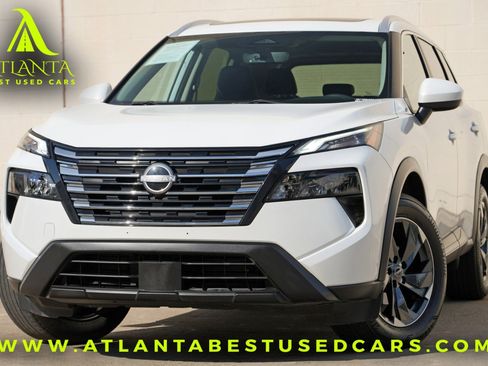 Used 2024 Nissan Rogue SV w/ SV Premium Package FWD image 1