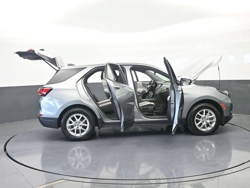 Used 2024 Chevrolet Equinox LS FWD image 67