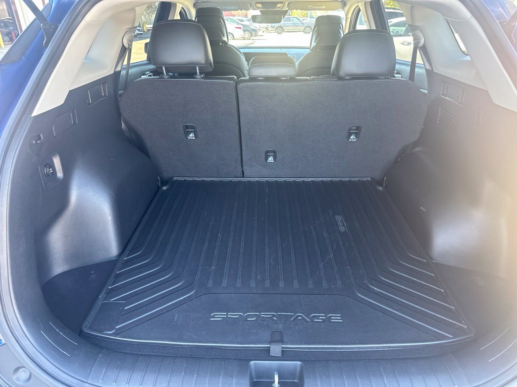 Used 2024 Kia Sportage EX FWD image 37