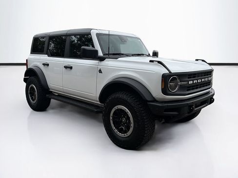 Used 2023 Ford Bronco Black Diamond w/ Sasquatch Package AWD/4WD image 3