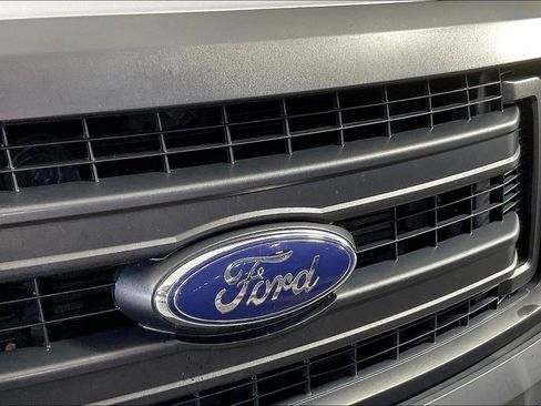 Used 2013 Ford F150 XL w/ Mid Equipment Group RWD image 27