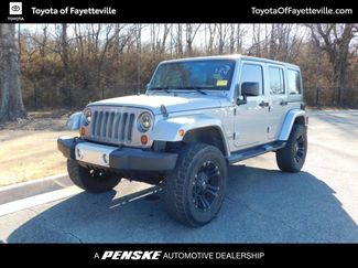 Used 2013 Jeep Wrangler Unlimited Sahara video 1