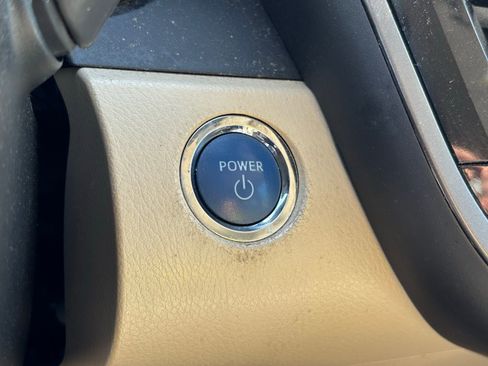 Used 2022 Toyota Camry LE image 11