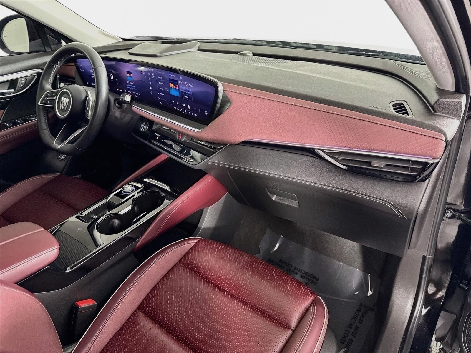 Certified 2025 Buick Envision Sport Touring AWD/4WD image 31
