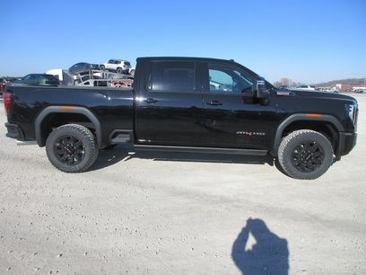 New 2026 GMC Sierra 2500 AT4 w/ AT4 Premium Plus Package