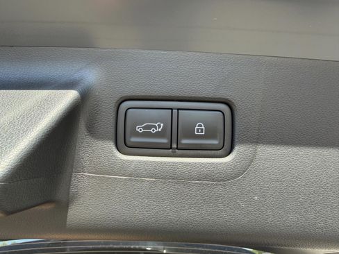 Used 2026 Hyundai Santa Fe SEL FWD image 28