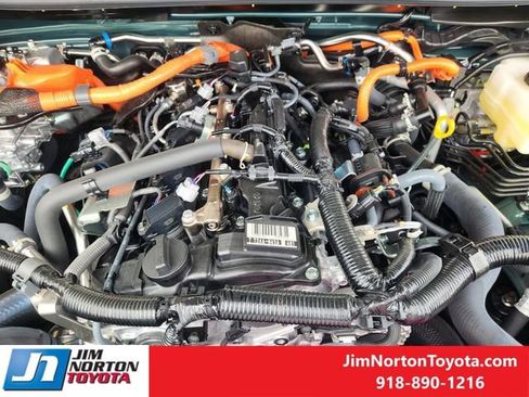 New 2026 Toyota 4Runner Trailhunter AWD/4WD image 10