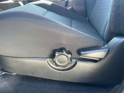 Used 2022 Toyota Tacoma SR5 image 15