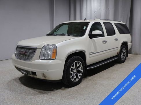 Used 2014 GMC Yukon XL Denali AWD/4WD image 6