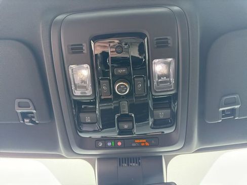 New 2026 Chevrolet Tahoe Premier w/ Sun And Tow Package AWD/4WD image 34