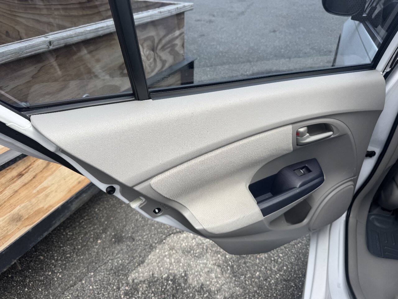 Used 2010 Honda Insight EX image 22