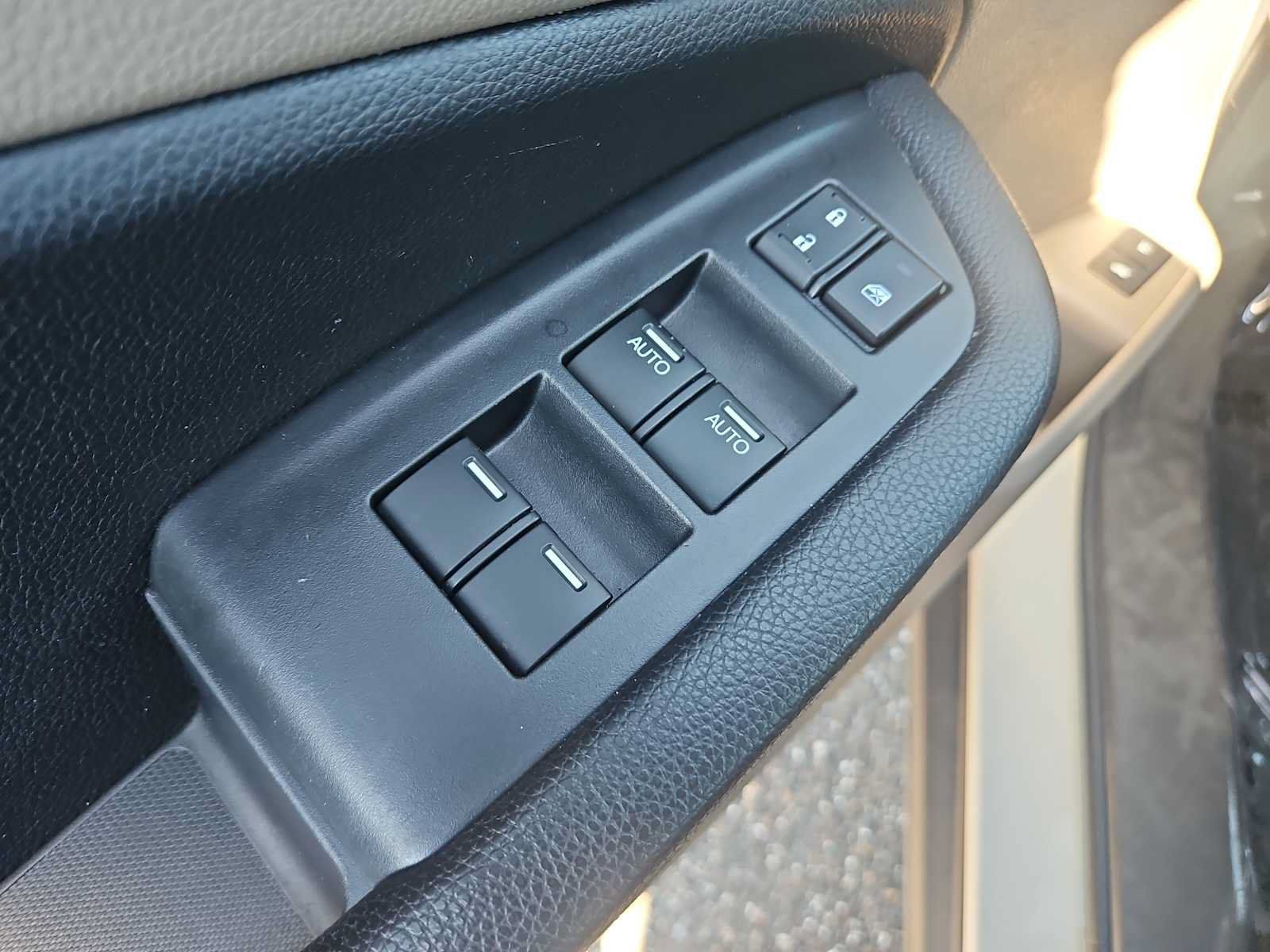 Used 2022 Honda Pilot EX-L image 15