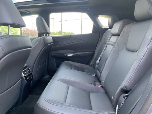 Used 2023 Lexus RX 350 w/ Cold Area Package AWD/4WD image 30